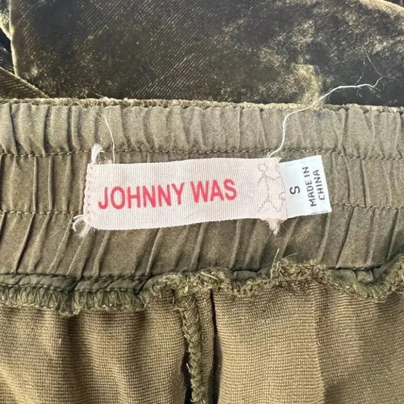 Johnny Was Velvet Jogger Pants Green Floral Embroidered Athleisure SZ S - Picture 3 of 4